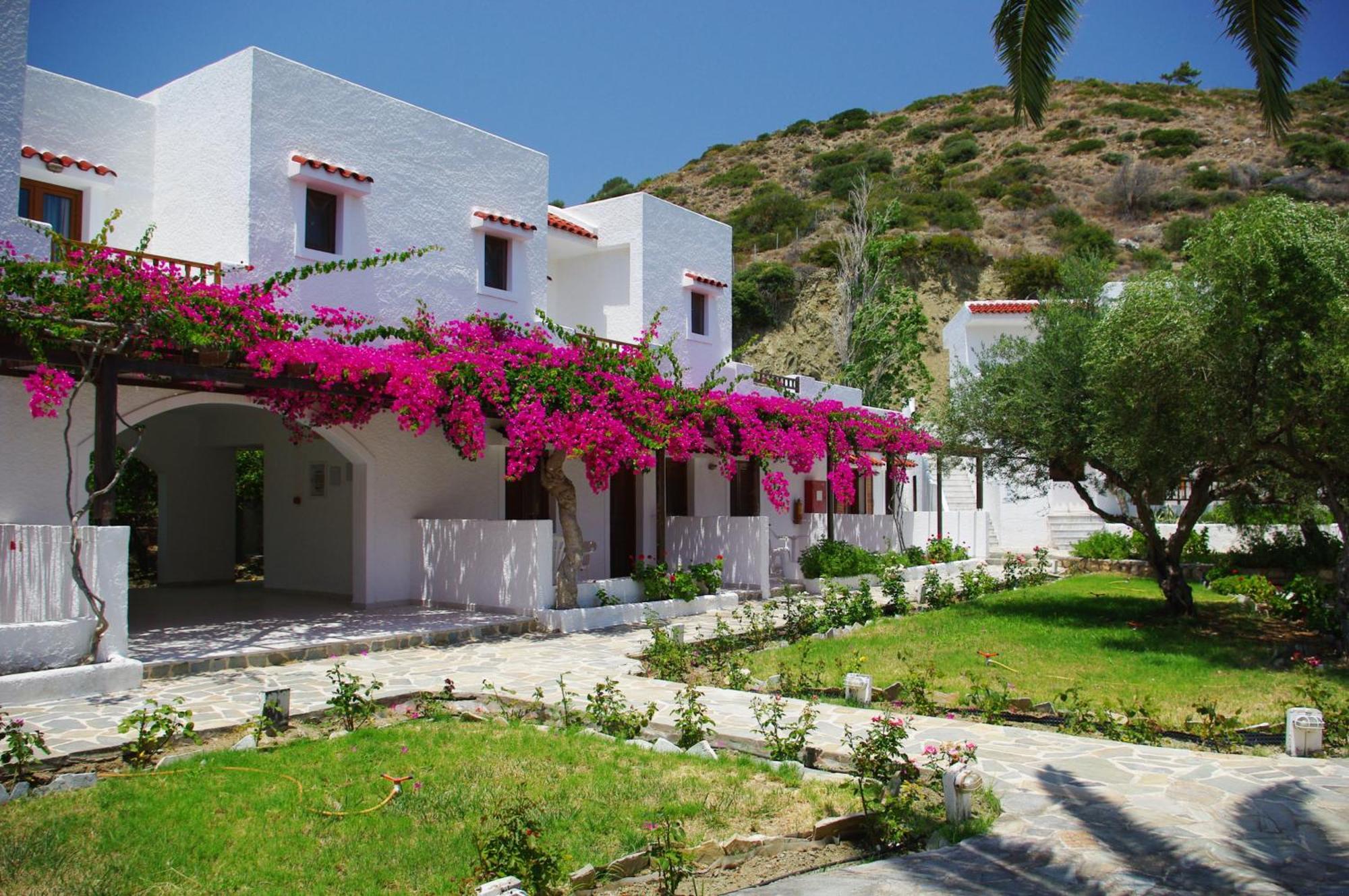 Astron Hotel Karpathos Extérieur photo
